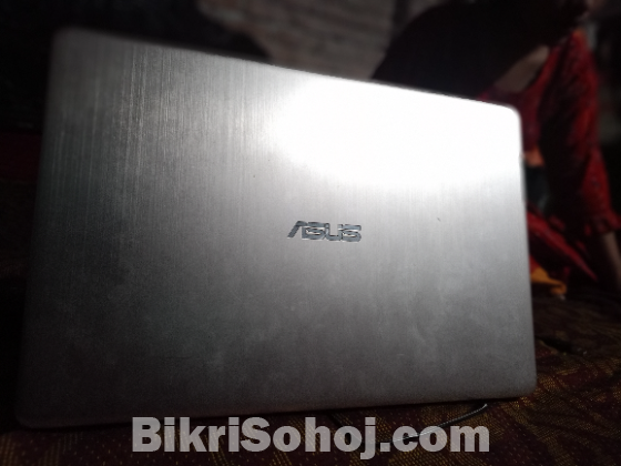 Asus